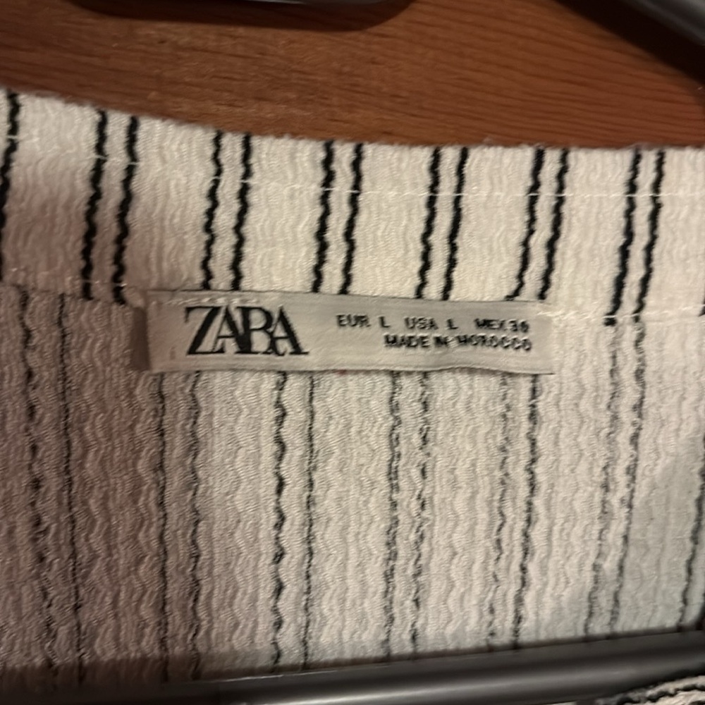 Zara Vertical Striped dress - Picture 4 of 4